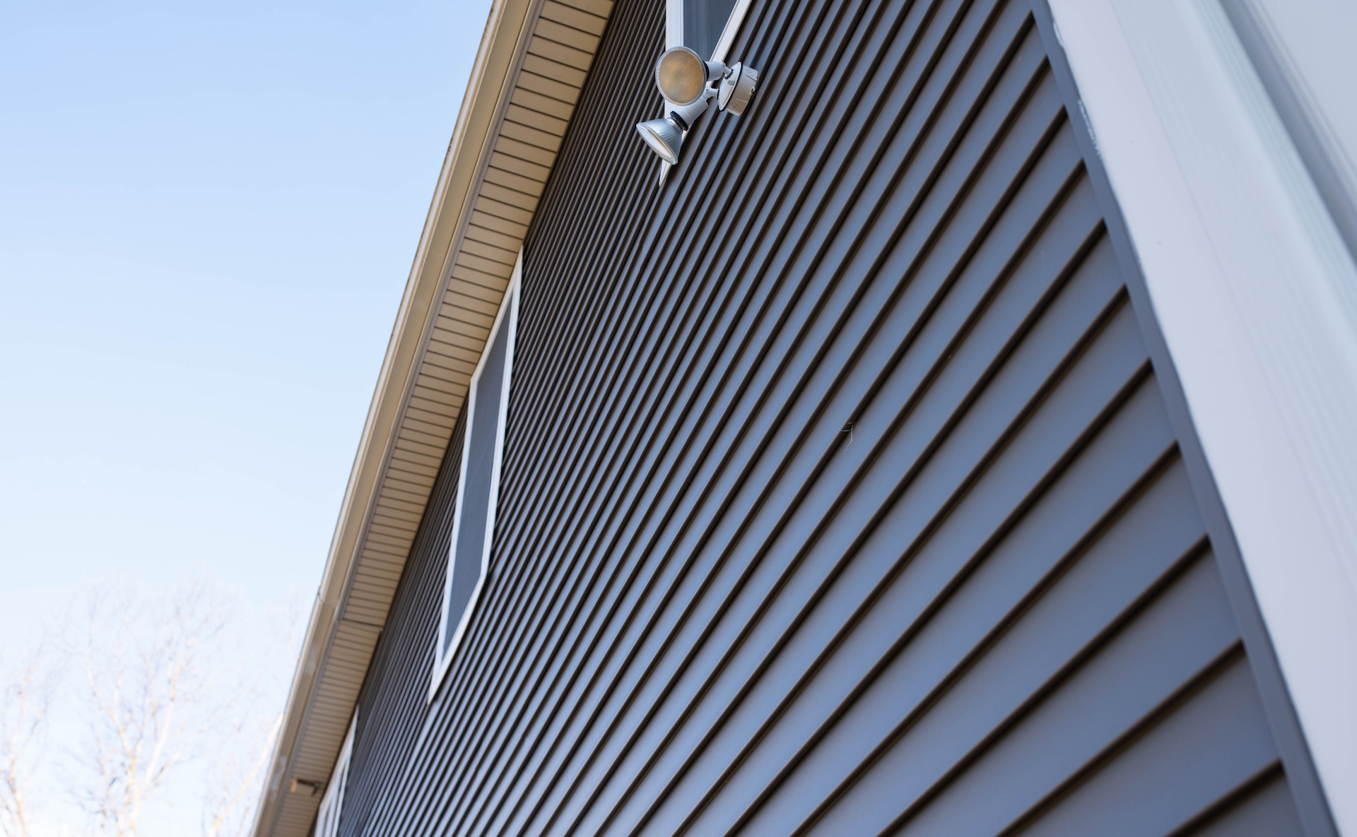 Siding Installation Services in Durham Region